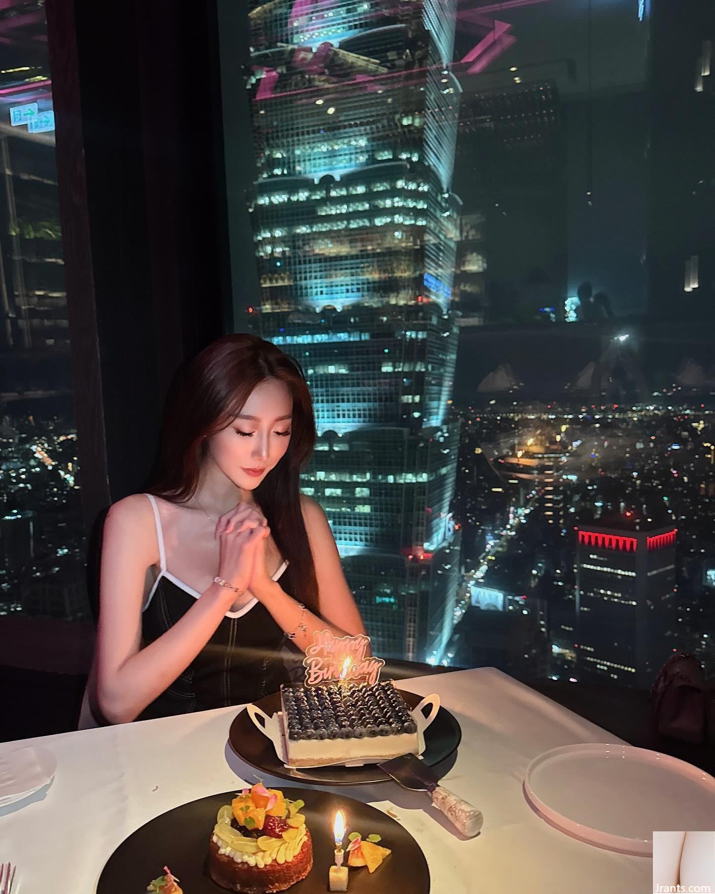 Vóc dáng hoàn hảo – “Feng Feng Feng” nổi tiếng che giấu vóc dáng đẹp và ngạc nhiên! - Ảnh 27