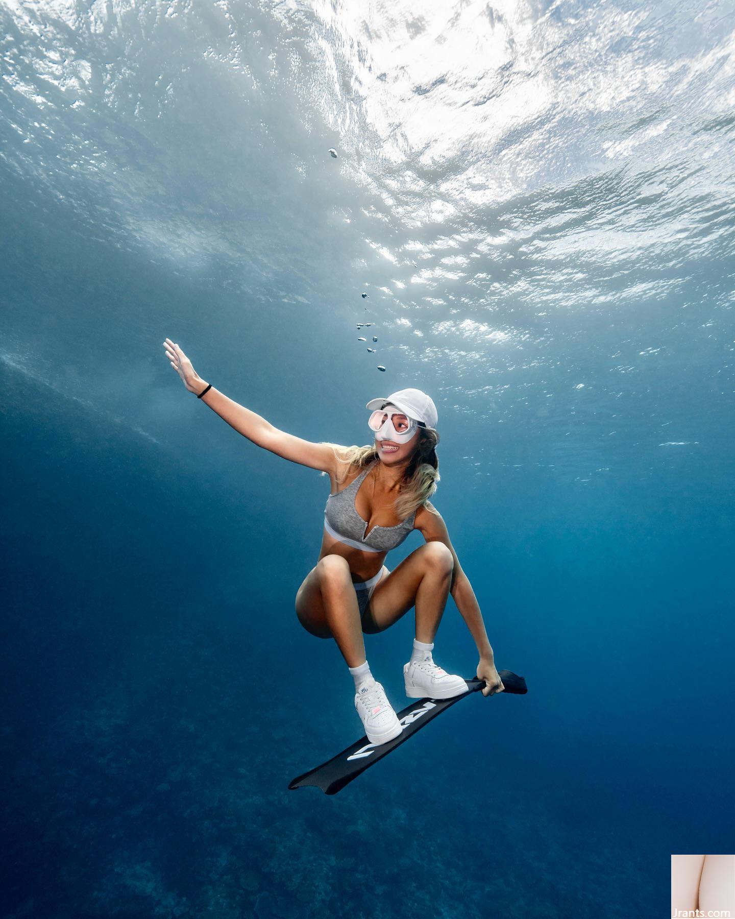 Bộ ngực đầy đặn “Sandy.abcd” khoe khí chất đẳng cấp Amana trong sự nghiệp (46P) - Ảnh 70