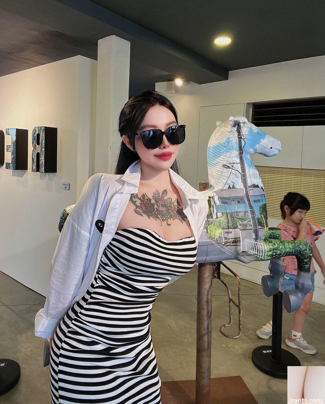 Người mẫu nóng bỏng hàng đầu “Lī Jing Li Jing” có hương vị ngọt ngào và vóc dáng chuẩn, thật bất ngờ! - Ảnh 44