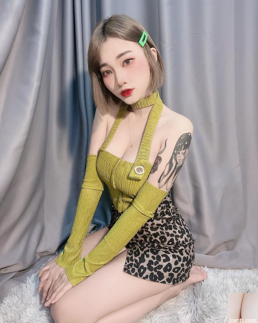 Vóc người thấp, ngực khủng “Huya” dáng người mảnh khảnh và đường cong quyến rũ (45P) - Ảnh 15