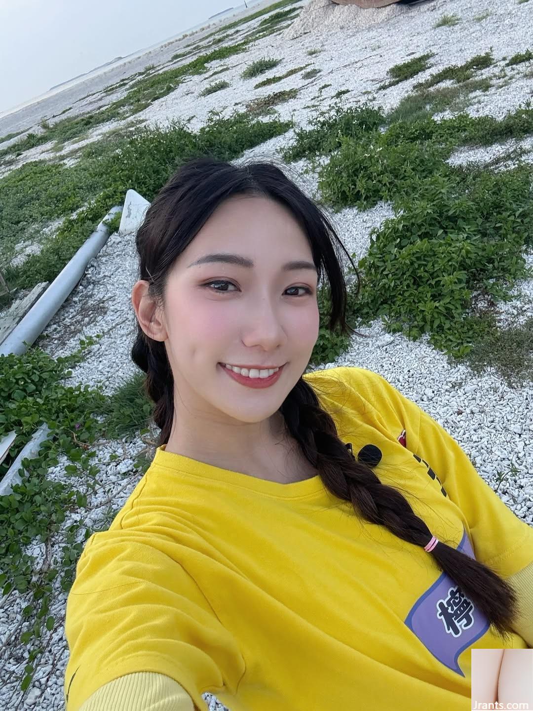 “Lemon” lộ thân hình trắng trẻo, dịu dàng, khoe vòng eo rắn nước thanh tú (10P) - Ảnh 2