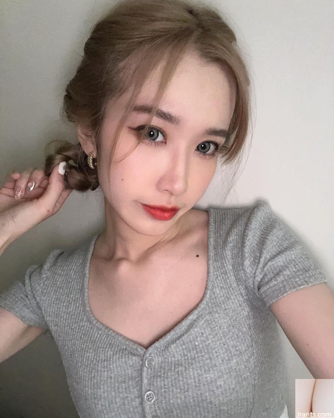 Người nổi tiếng nóng bỏng trên Internet “A Gong” Đường cong ngực bên hông của Hun Guo không thể cưỡng lại (17P) - Ảnh 14