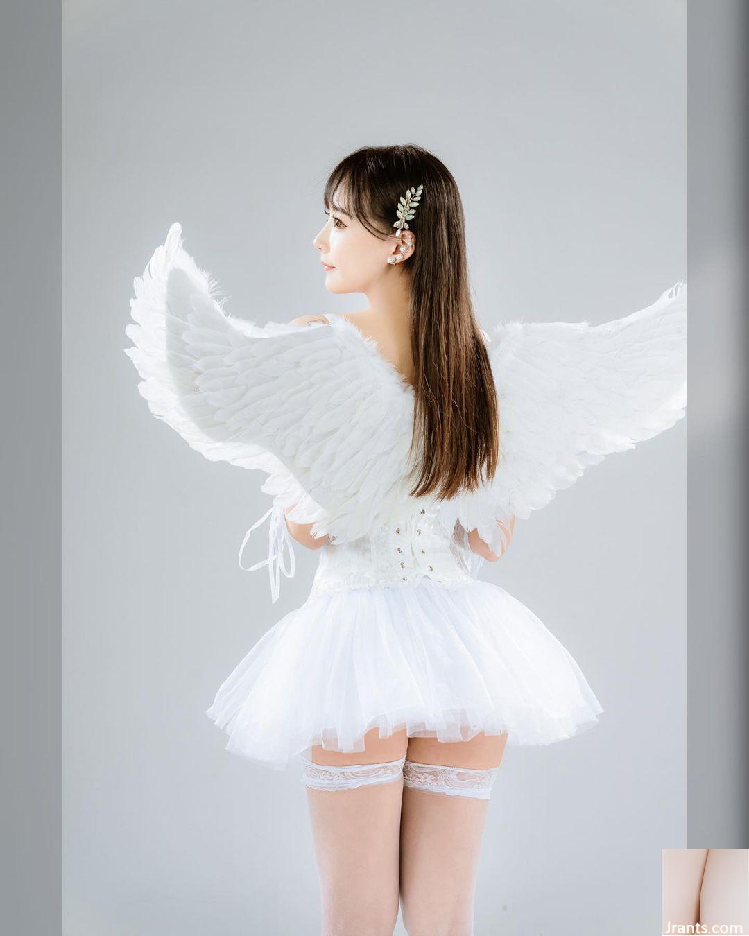 “Cô bé cầu lông” ngực khủng của Bo Qinggouyong vừa ngọt ngào vừa gợi cảm (27P) - Ảnh 3