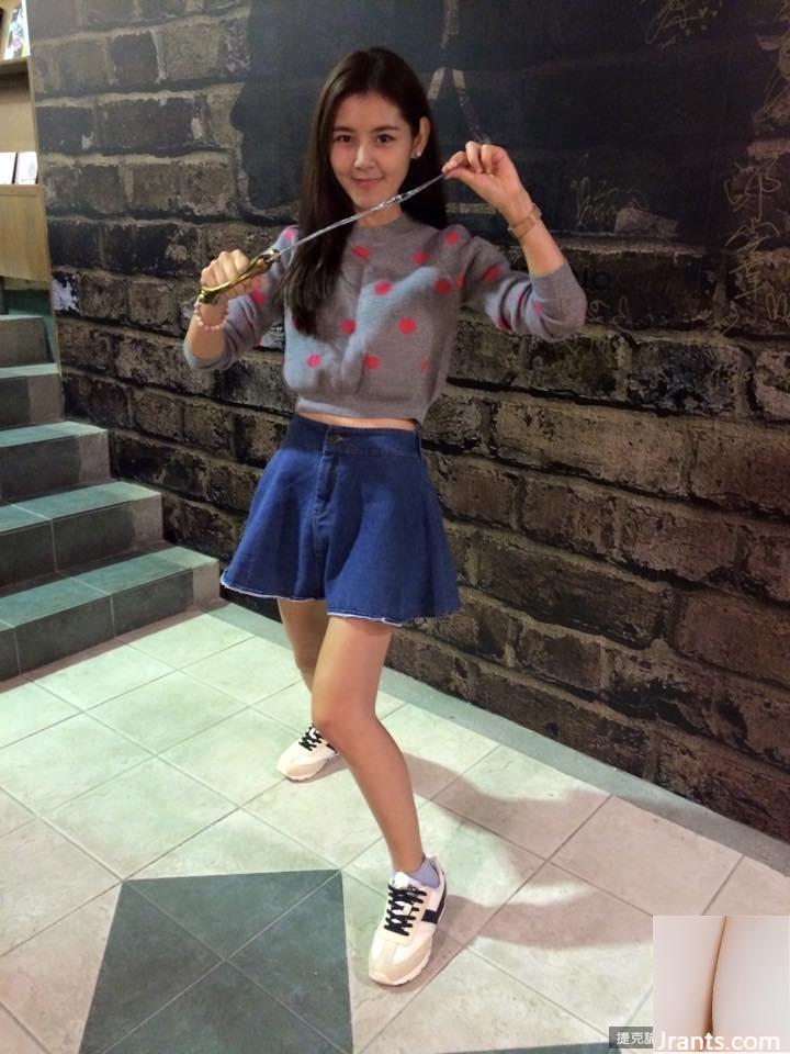 Ngoại hình ngọt ngào của Hu Beijing, nghệ sĩ piano đến từ Zhaozheng, được cư dân mạng bàn tán sôi nổi: Cô ấy không thể tập trung vào việc học piano chút nào (19P) - Ảnh 10