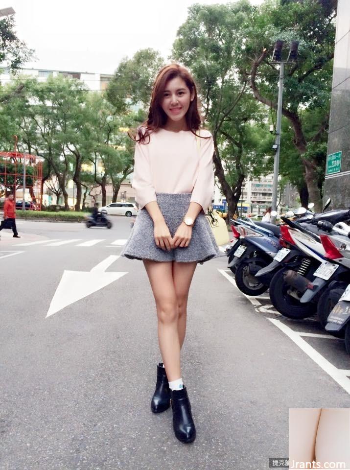 Ngoại hình ngọt ngào của Hu Beijing, nghệ sĩ piano đến từ Zhaozheng, được cư dân mạng bàn tán sôi nổi: Cô ấy không thể tập trung vào việc học piano chút nào (19P) - Ảnh 15