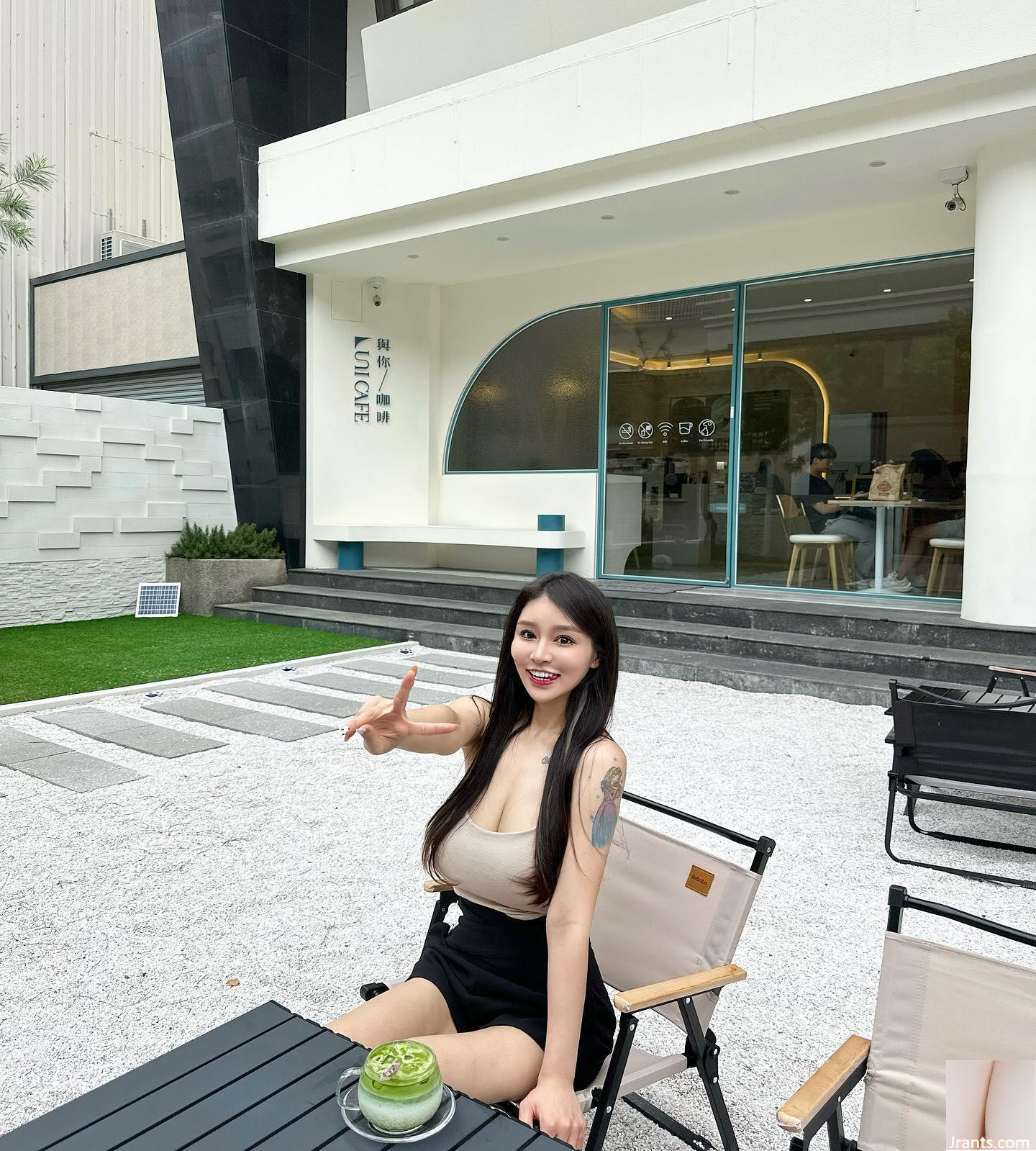 Em “Little Purple” đẹp trai trông siêu bắt mắt và đầy cám dỗ (28P) - Ảnh 5