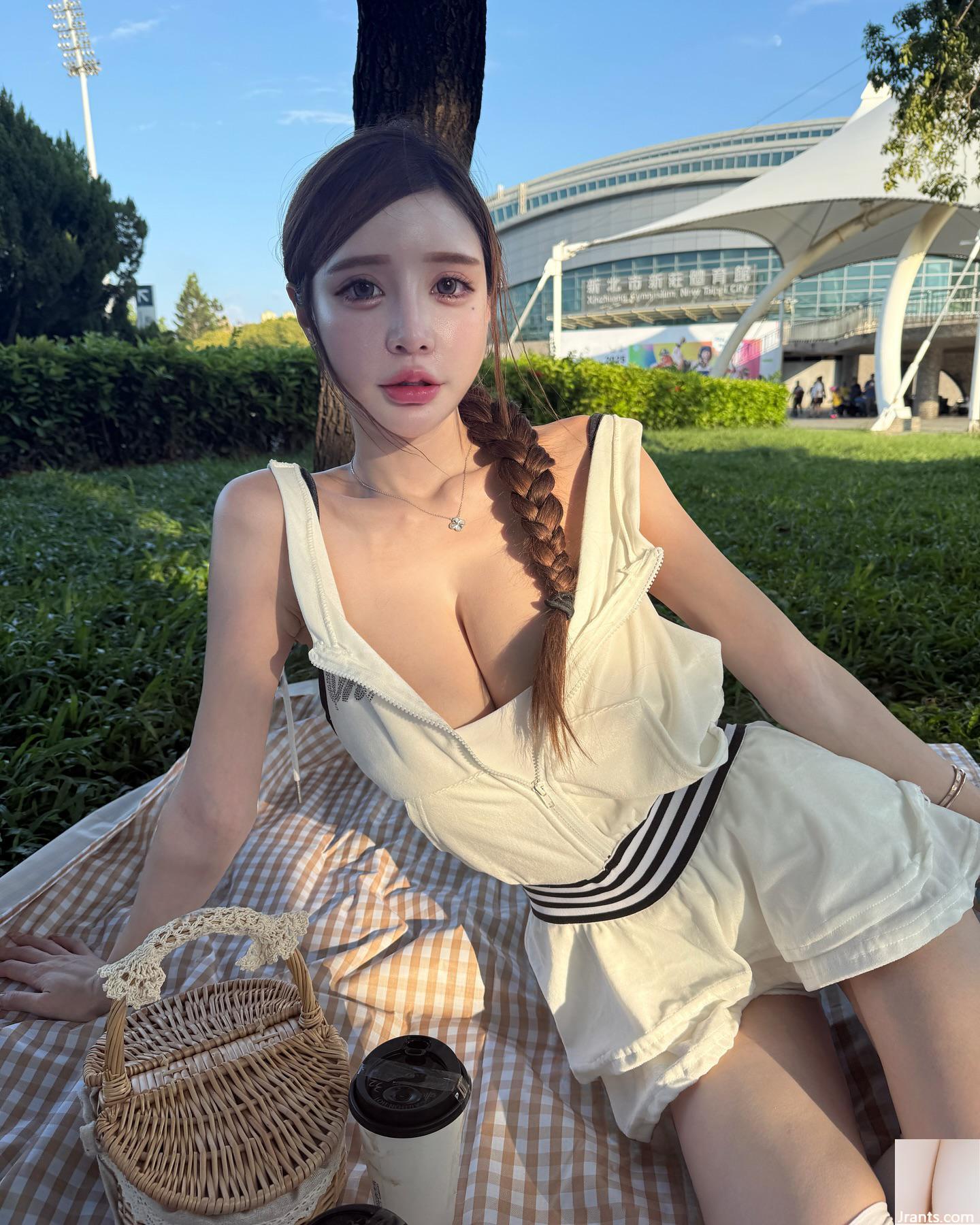 (Tong Yuan hsin Yuan Xin” Thân hình trắng nõn dịu dàng đáng ghen tị và hình ảnh mê hoặc (37P) - Ảnh 29