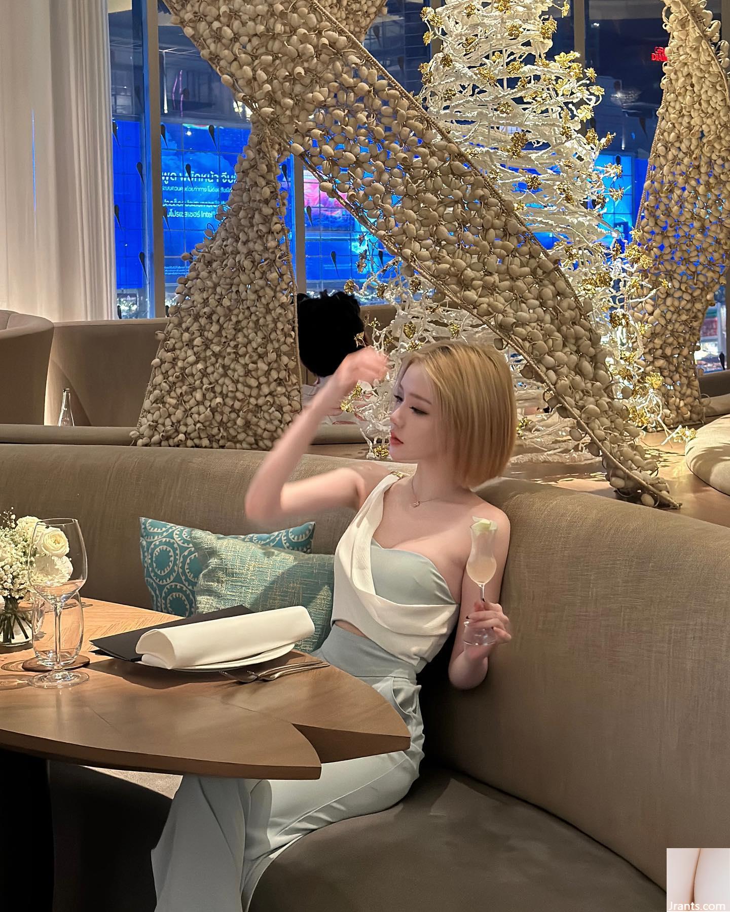 Chất liệu hot bird “Lin Suan” có vẻ ngoài ngọt ngào và vòng eo gợi cảm hoàn hảo (27P) - Ảnh 23