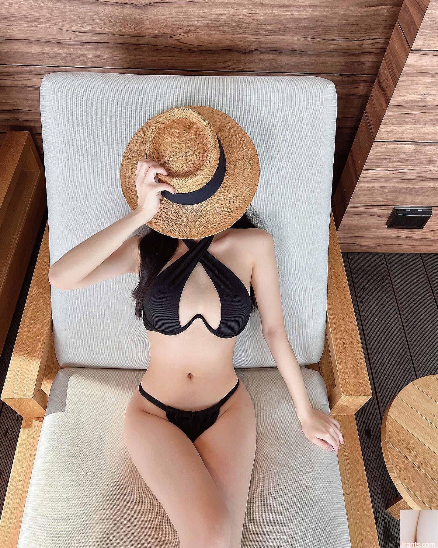 “Katie Katie” ngực khủng với bộ ngực hơi lộ ra có dáng người trắng nõn và dịu dàng. Góc nhìn hút hồn (30P) - Ảnh 6