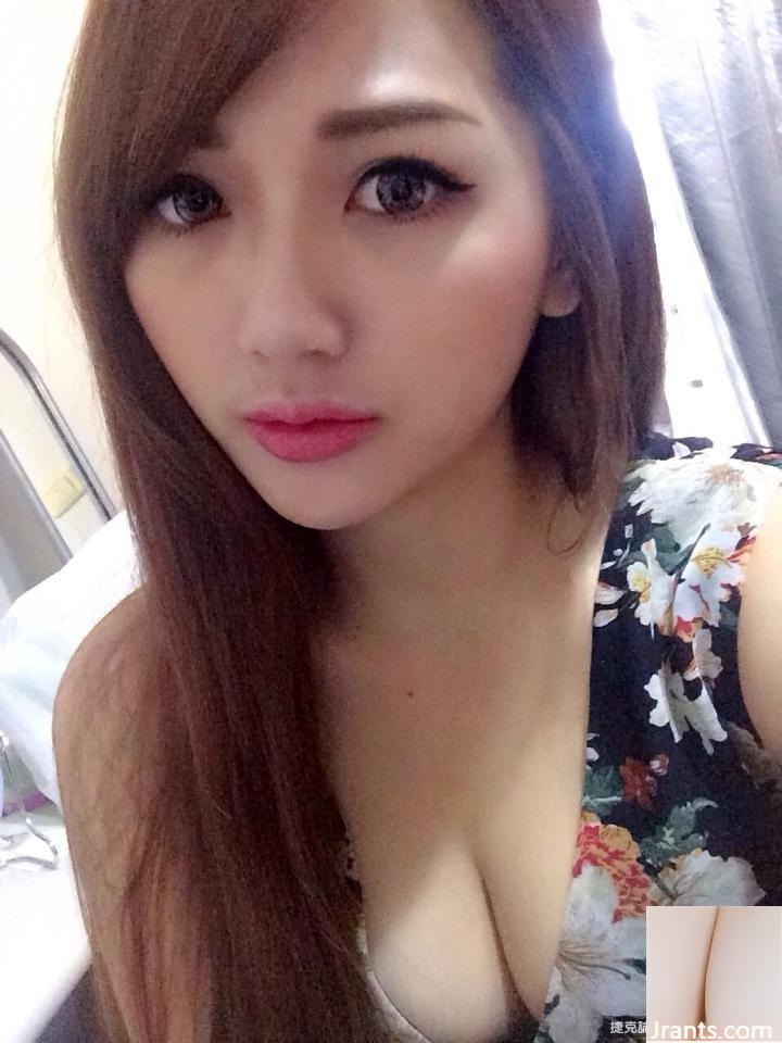 Bộ ảnh gợi cảm của cô gái nóng nảy Mo Kui bị đồn là quá hôi để những người lớn tuổi độc đoán của cô bị lộ (17P) - Ảnh 10