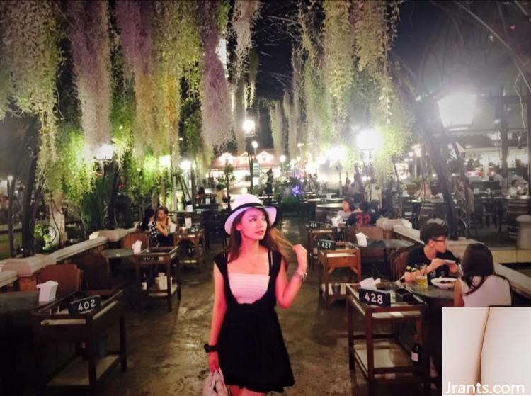 Đồng xu ngọt ngào 32C cho bộ đồ ngủ sexy cắt thấp bắt mắt trước khi đi ngủ (22P) - Ảnh 4