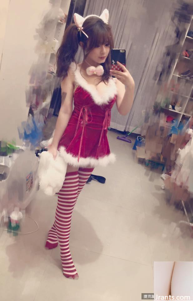 Đồng xu ngọt ngào 32C cho bộ đồ ngủ sexy cắt thấp bắt mắt trước khi đi ngủ (22P) - Ảnh 8