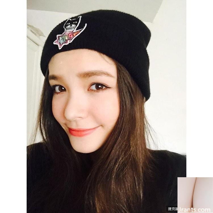 Người mẫu xinh đẹp Han Shengsheng có nụ cười ngọt ngào bên bể bơi (21P) - Ảnh 12