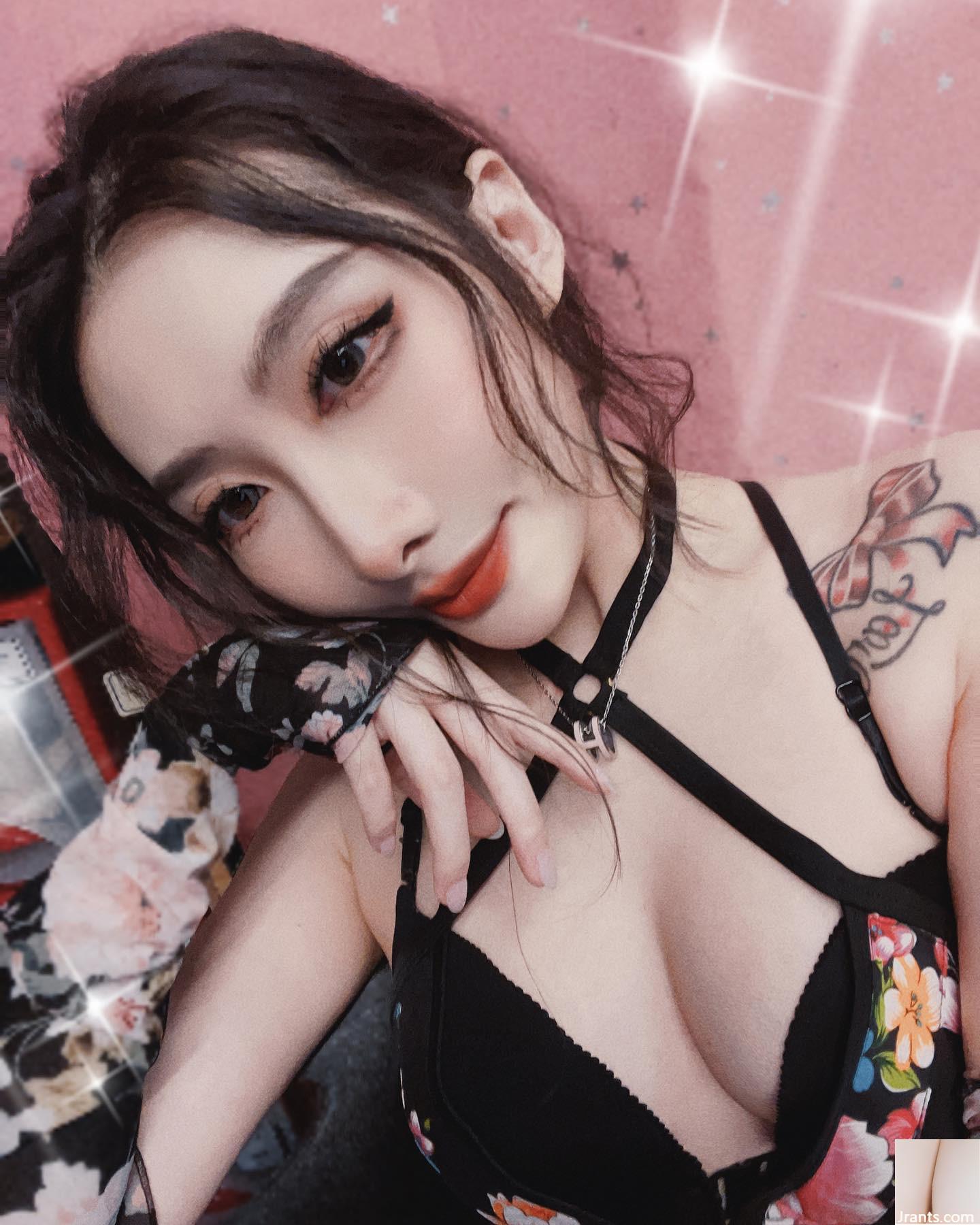 Phối cảnh trắng trẻo ngây ngất của nữ thần chân dài “Pan Ruolan” không thể chịu nổi vẻ quyến rũ trọn vẹn (18P) - Ảnh 11