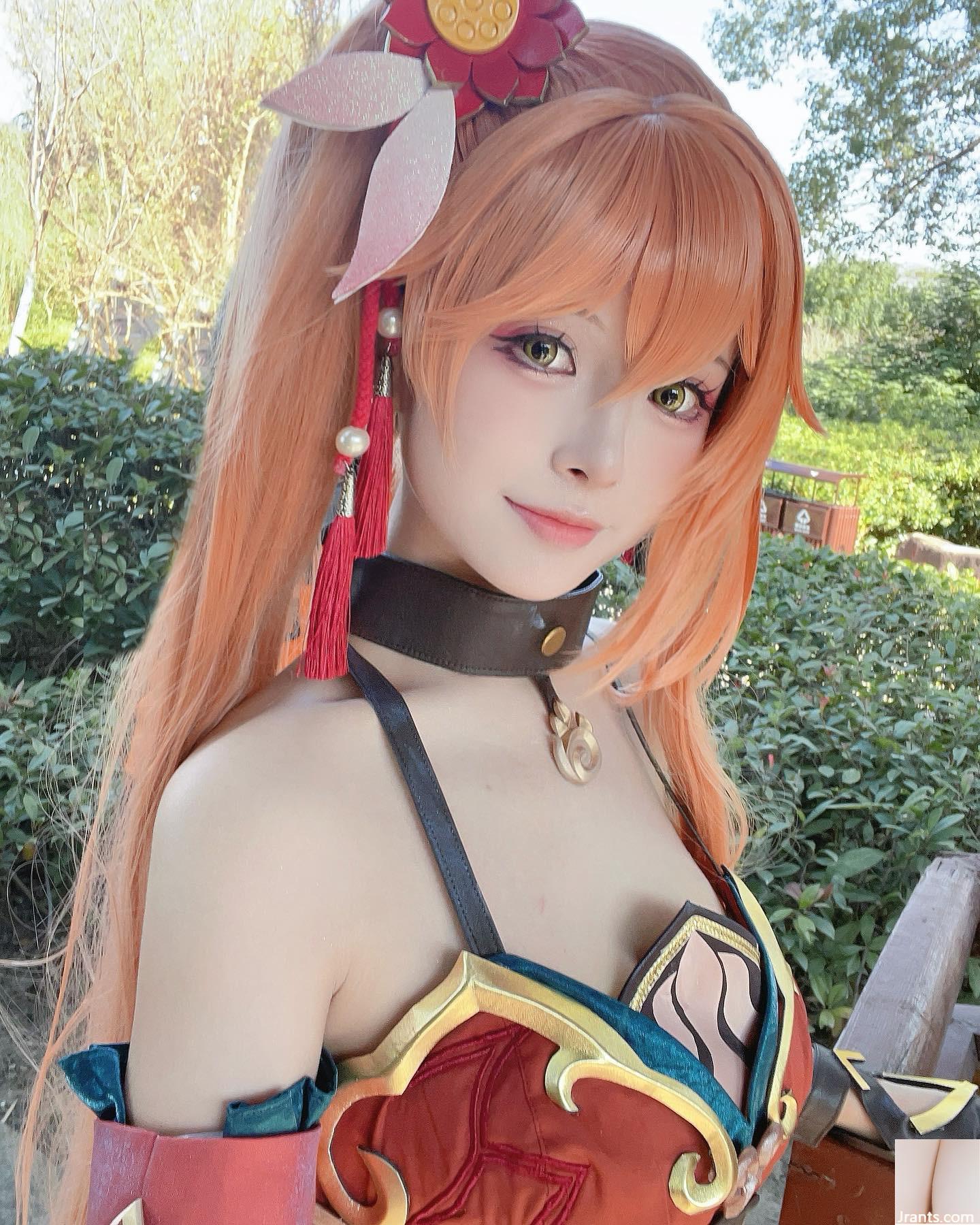 Cô gái xinh đẹp ngọt ngào “Su Yu” ăn mặc gợi cảm và quyến rũ! Không thể giữ được chút nào (13P)