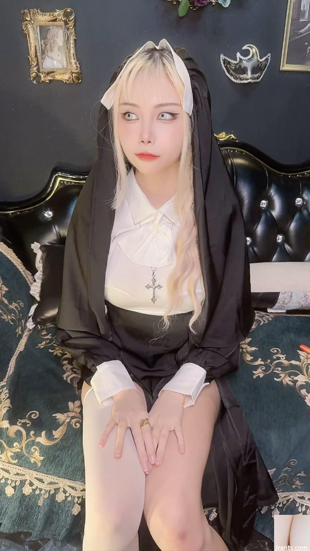 Vòng một đáng tự hào của hot girl ngọt ngào “Haruka Yunxi” bị lộ hết (26P - Ảnh 6