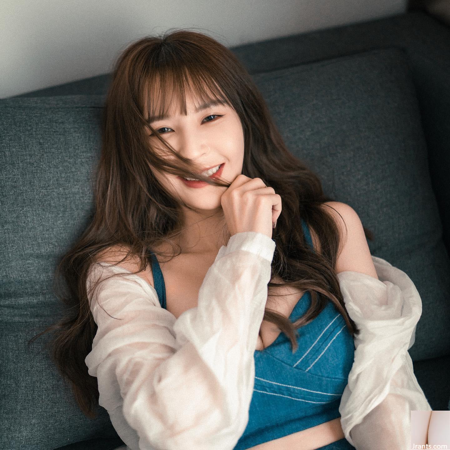 “Josh Ah” hai đỉnh kiêu hãnh có bộ ngực đầy đặn và xinh đẹp dưới vẻ ngoài trẻ thơ Không có giới hạn cho những bức hình bắt mắt (18P) - Ảnh 16