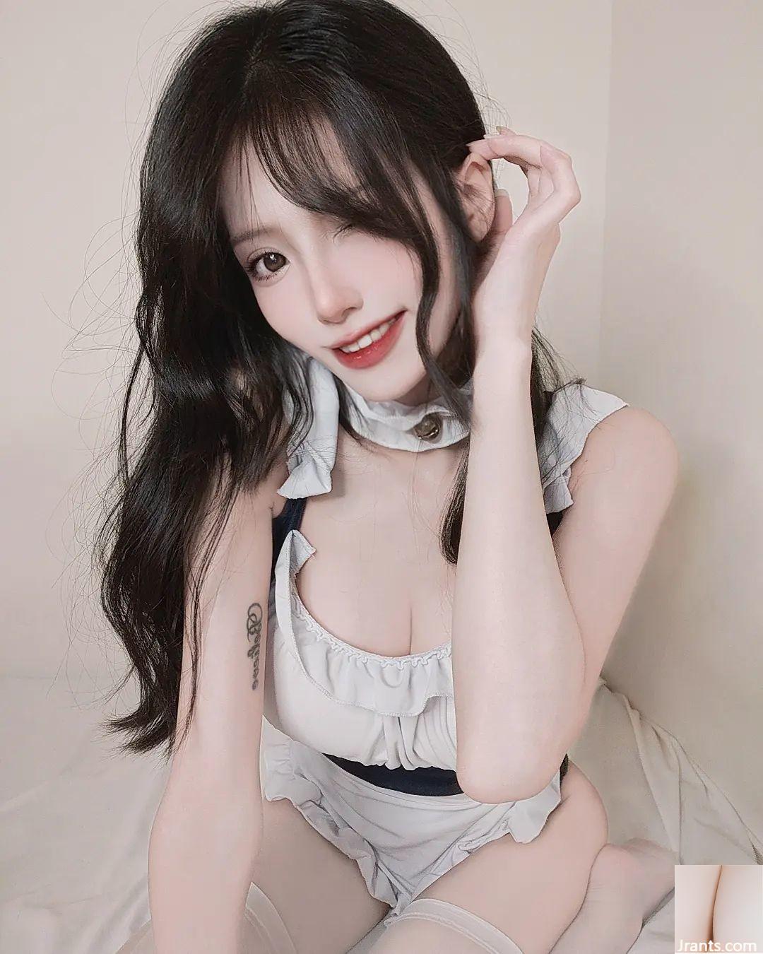 Rãnh sâu trắng như tuyết “chieh0528” có thân hình nóng bỏng khiến người ta muốn xiêu lòng (30P) - Ảnh 8