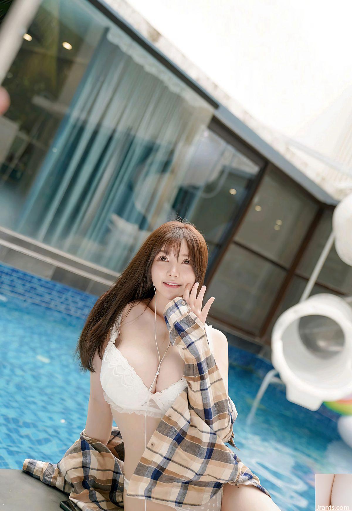 Người đẹp ngực khủng Nuomeizi với thân hình to tròn quyến rũ trong bộ ảnh quyến rũ trong bể bơi (13P) - Ảnh 9