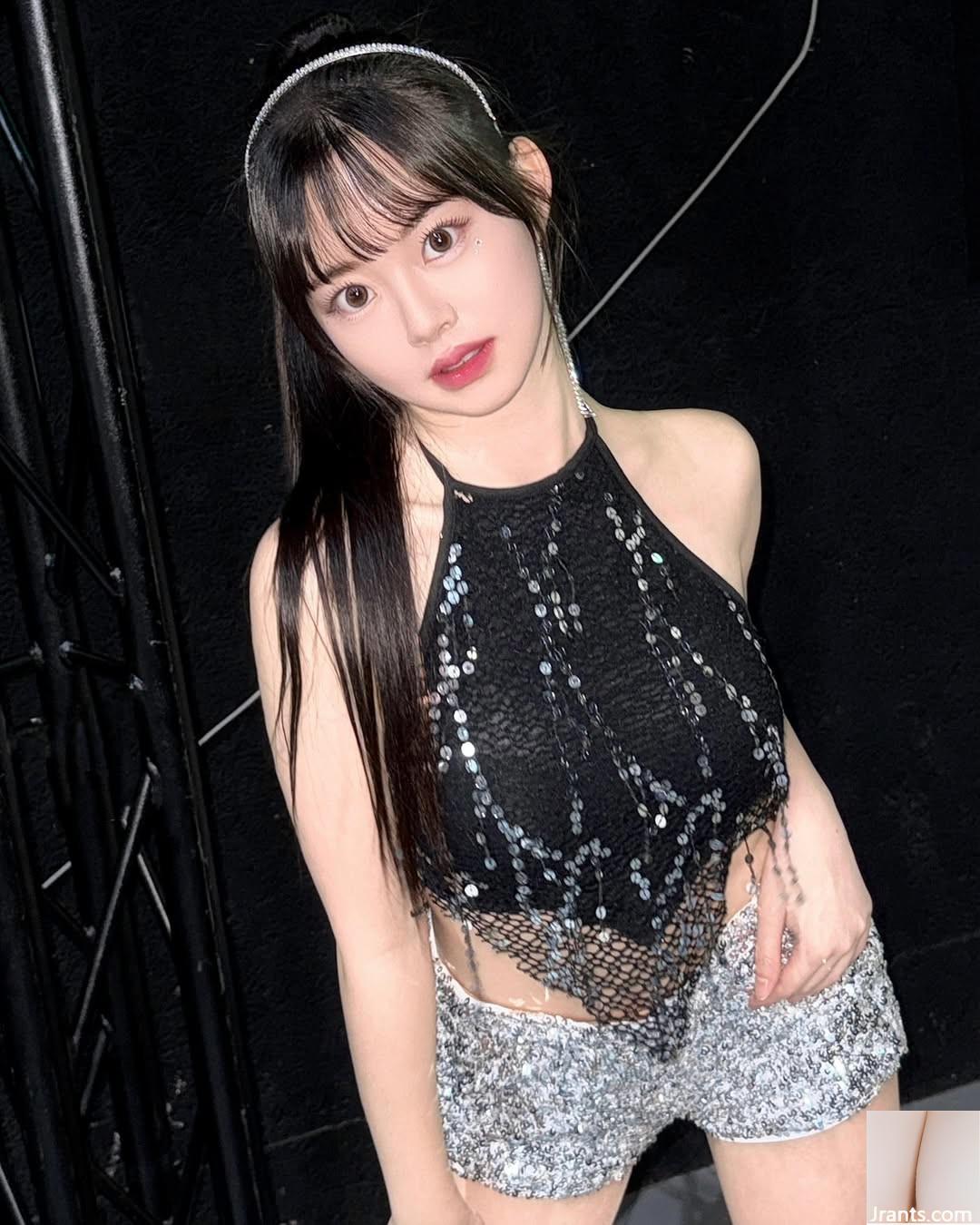 “Belle” là một cô gái nóng nảy với bộ ngực to và tròn. Cô ấy trông thật thơm trong ảnh (10P) - Ảnh 5