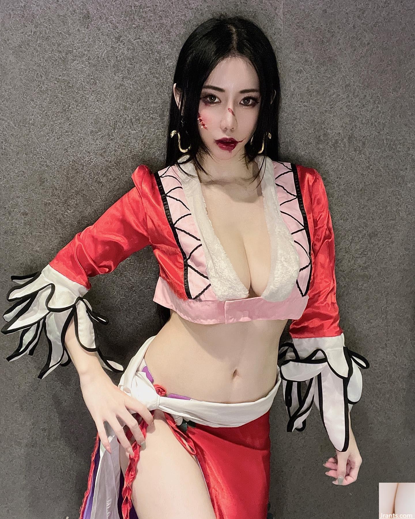 Hot girl “Rainie Ye” có thân hình gợi cảm đến Hụt hơi (21P) - Ảnh 4