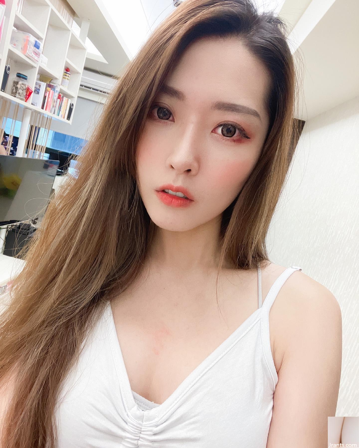 Cô gái nhà bên “Ziezi Abby” có vòng một đầy đặn, dữ dằn và quyến rũ (31P) - Ảnh 6