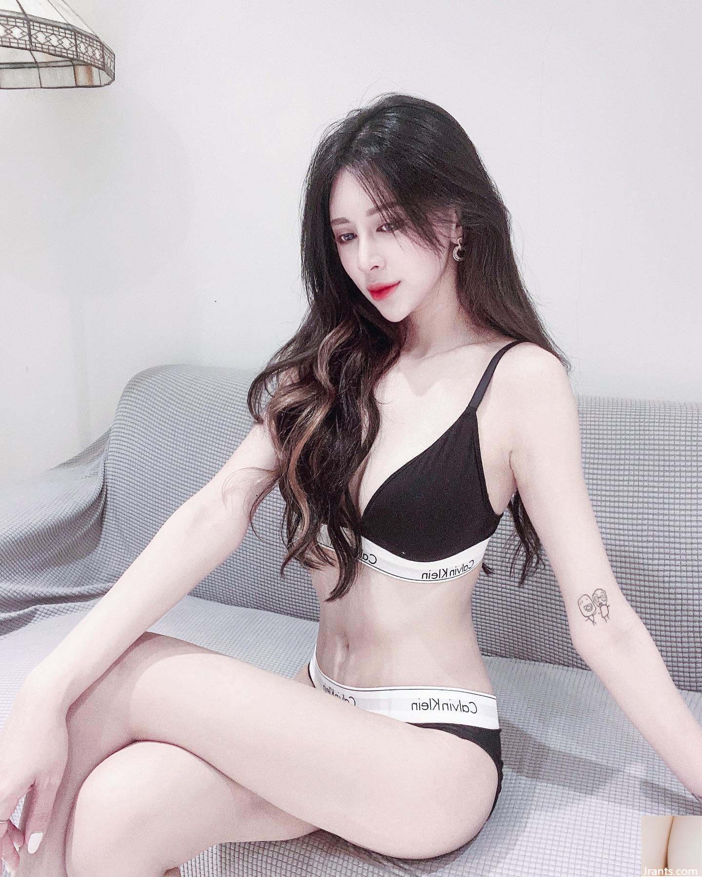 Người đẹp bạch tuyết “jia_yu1008” có nụ cười ngọt ngào và lượng đường trong máu tăng vọt (27P) - Ảnh 3