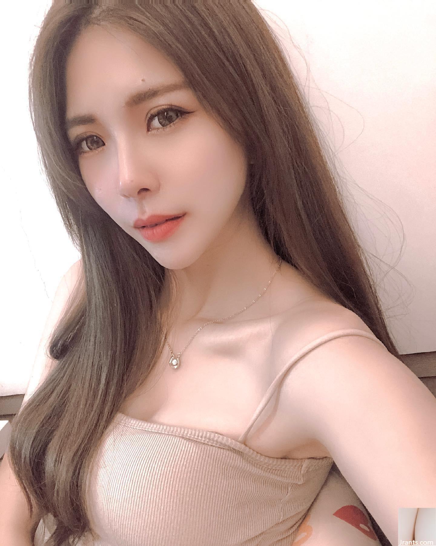 Nụ cười bất khả chiến bại của “Katie Xuân” vừa ngọt ngào vừa gợi cảm với đường cong cơ thể hoàn hảo (23P) - Ảnh 4