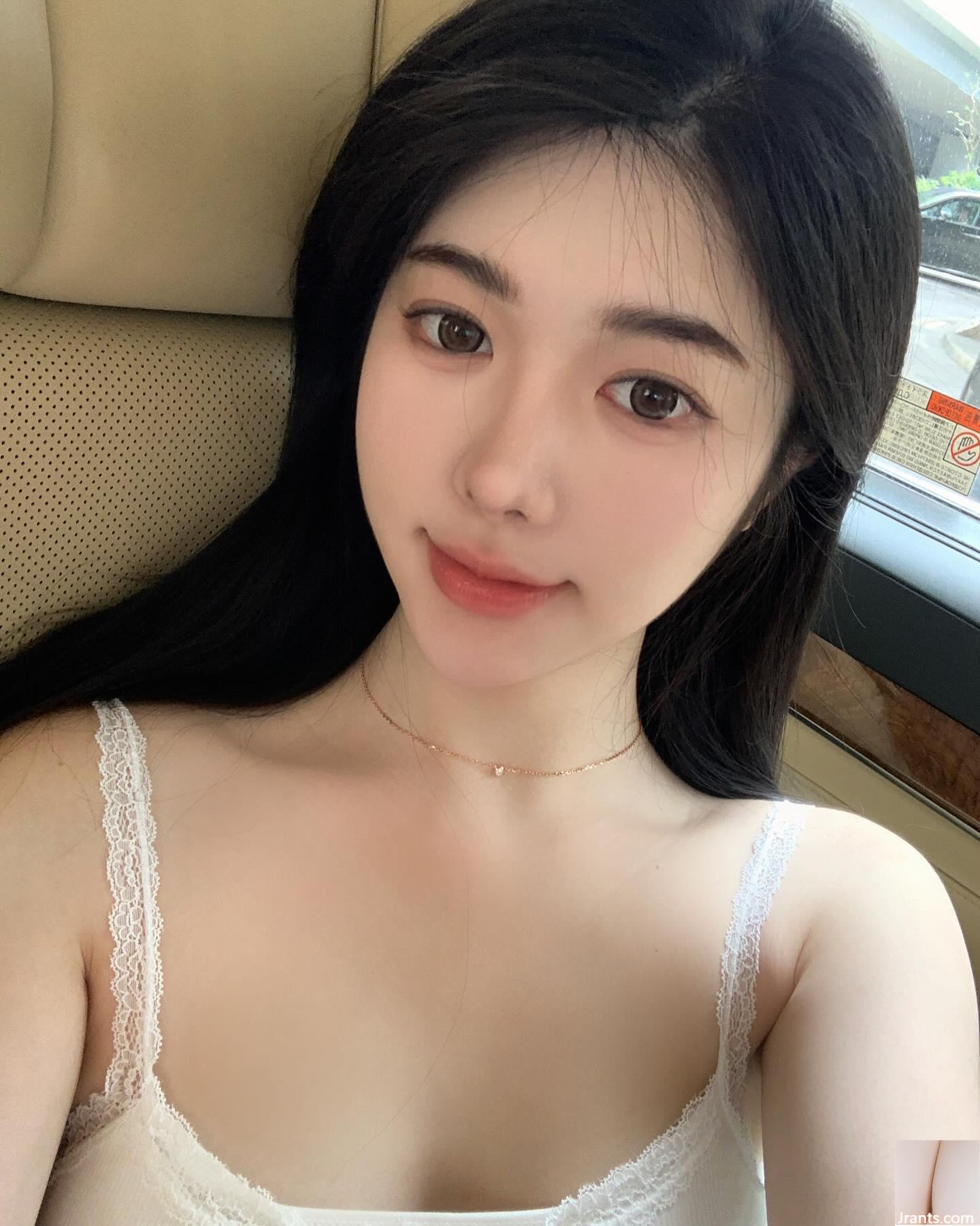 Người mẫu nóng bỏng hàng đầu “Yixin YiXin” lộ bộ ngực trắng nõn và mềm mại khiến khán giả mất kiểm soát (42P) - Ảnh 19