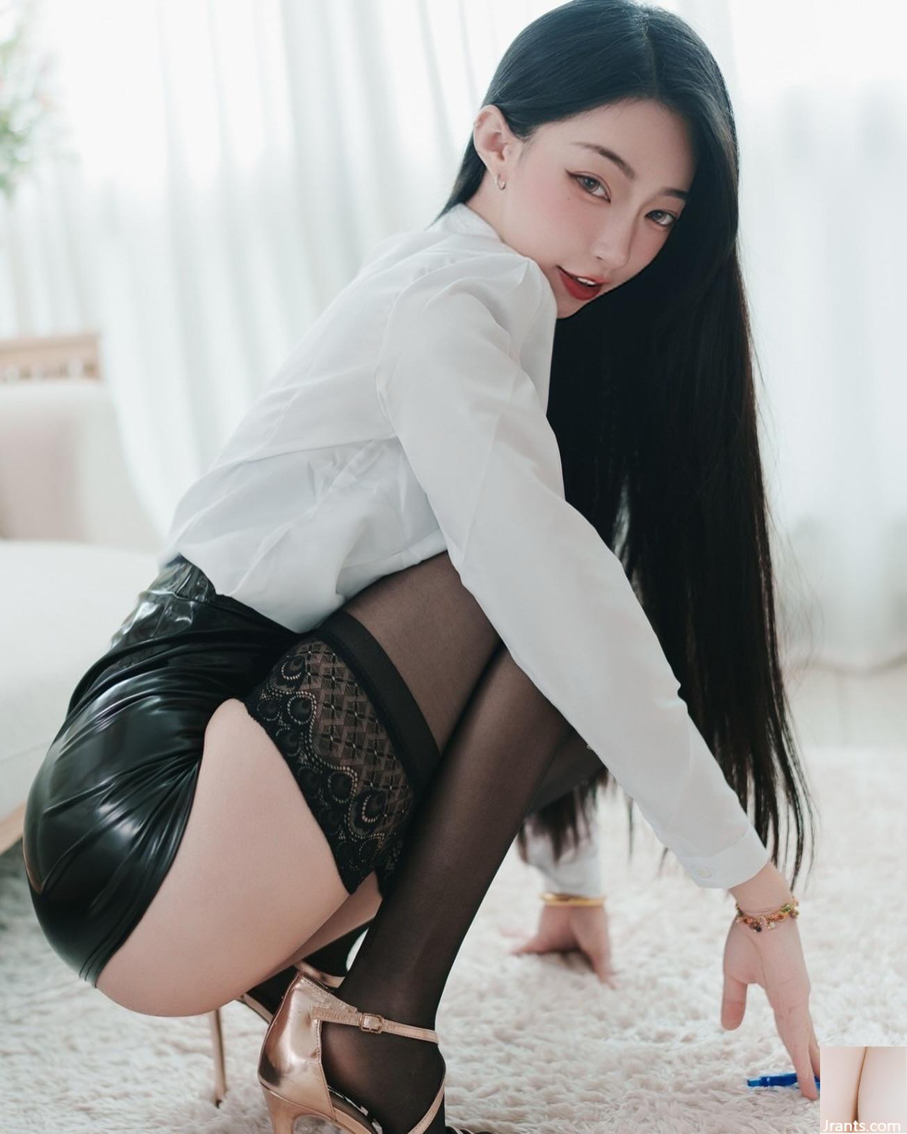 “Anh Piao” gợi cảm và quyến rũ với vòng một đầy đặn quá dữ dằn và nóng bỏng với đường cong chữ S (31P) - Ảnh 6