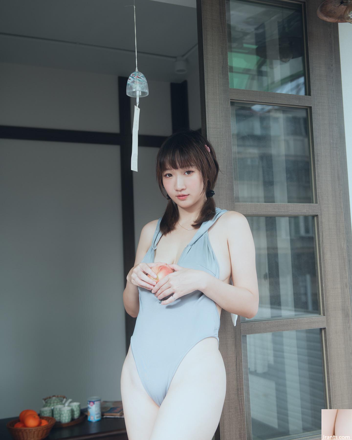 Thân hình nóng bỏng “Xiao Qingxin” không giấu được sự phấn khích khi chỉ nhìn vào dáng người của mình (27P) - Ảnh 2