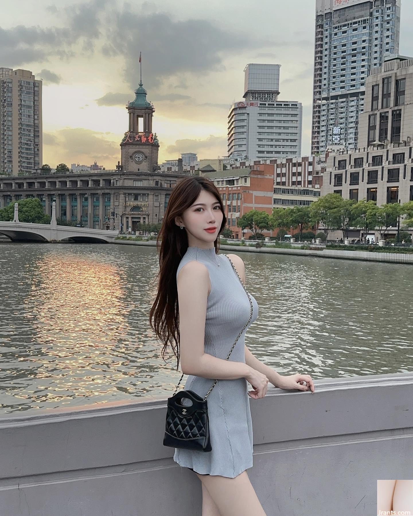 Ai có thể chịu nổi đường cong gợi cảm “yuchin77” với thân hình trắng nõn và dịu dàng (12P) - Ảnh 4