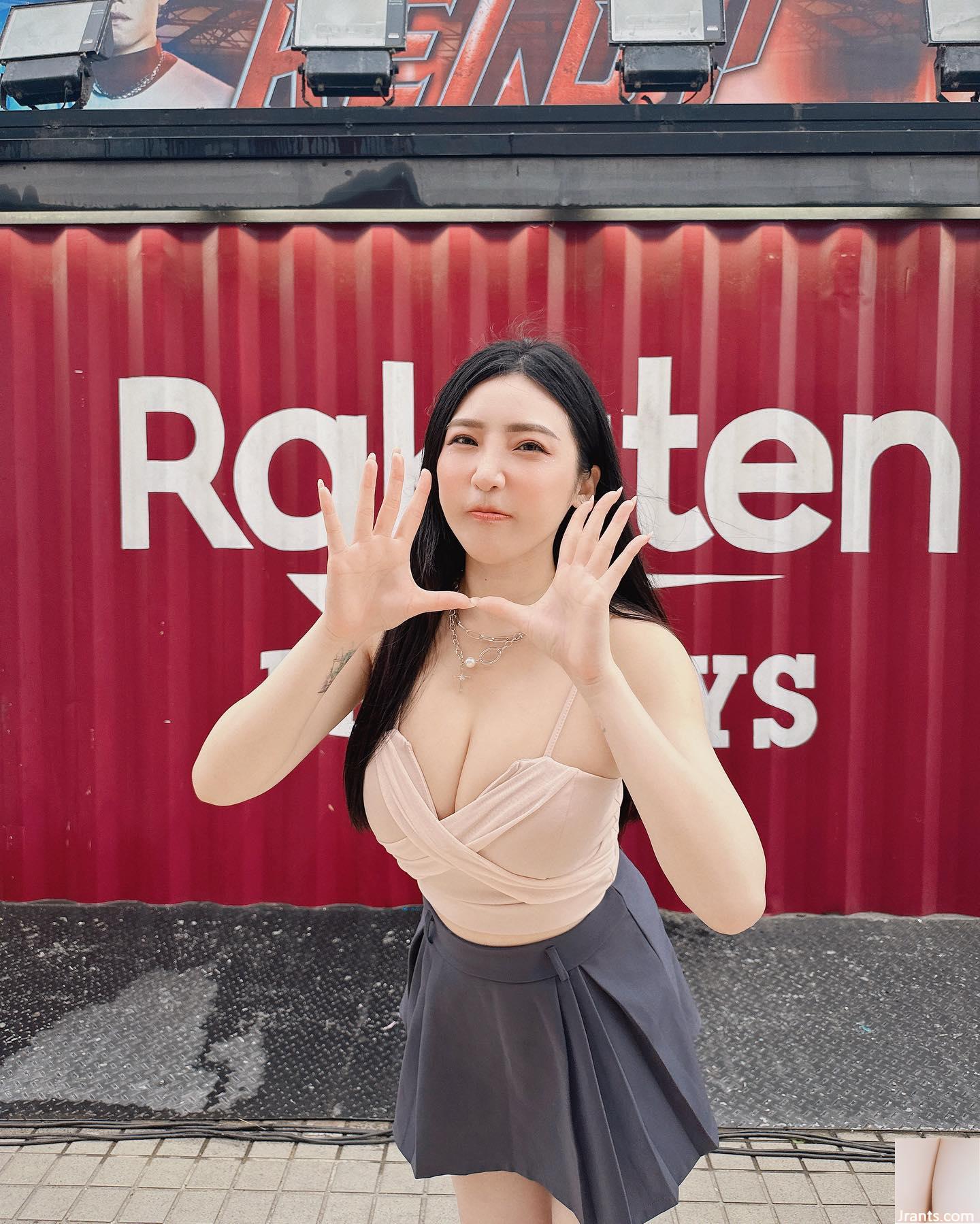 Vẻ đẹp hình thể đáng kinh ngạc “Vivi Hsu” thanh lịch và nóng bỏng! Hình ảnh làn da trắng ngần quá hấp dẫn (20P) - Ảnh 9