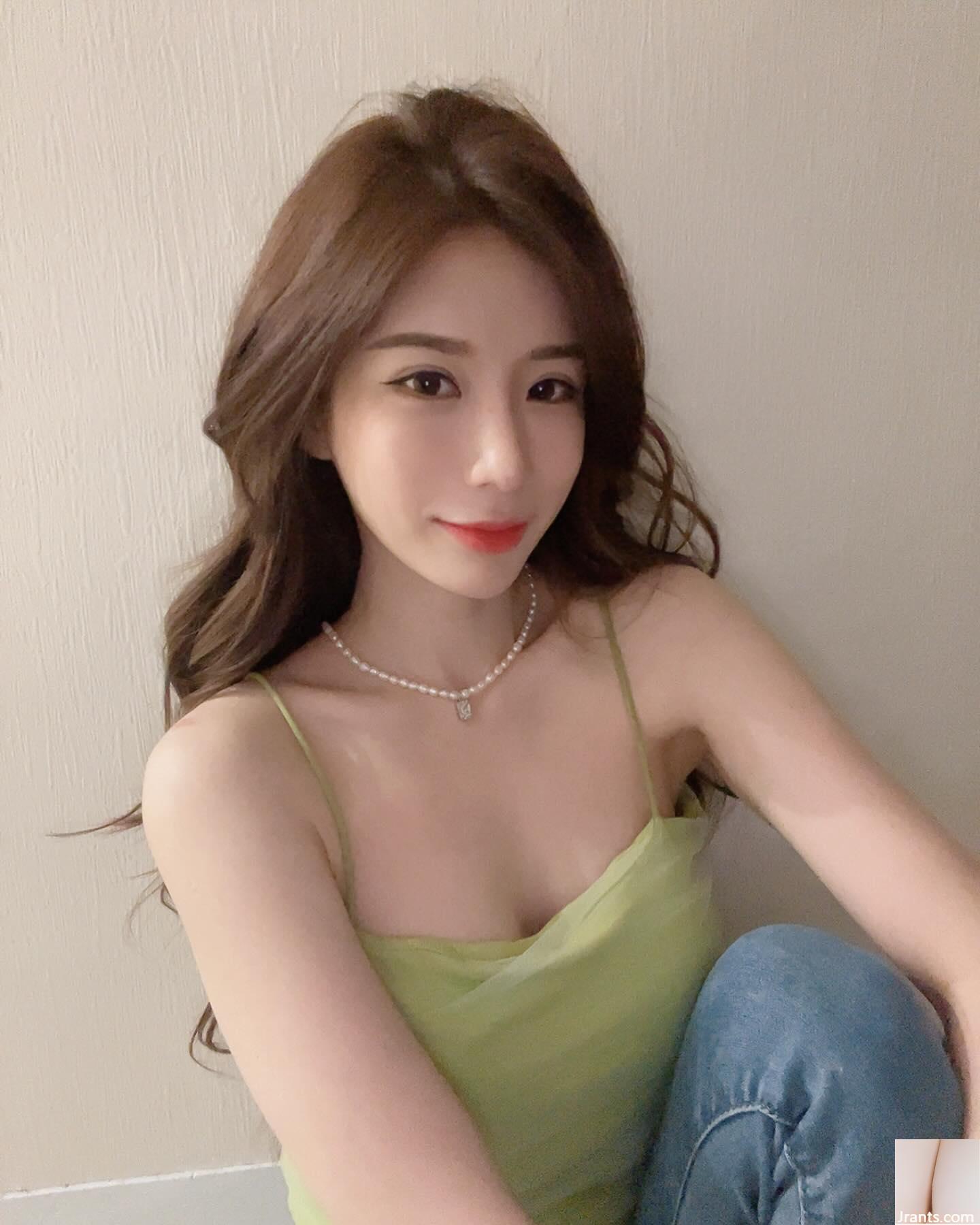 Nhan sắc nóng bỏng “Yan Lee” toát lên khí chất đầy đặn khiến người ta tan chảy ngay lập tức (13P - Ảnh 9