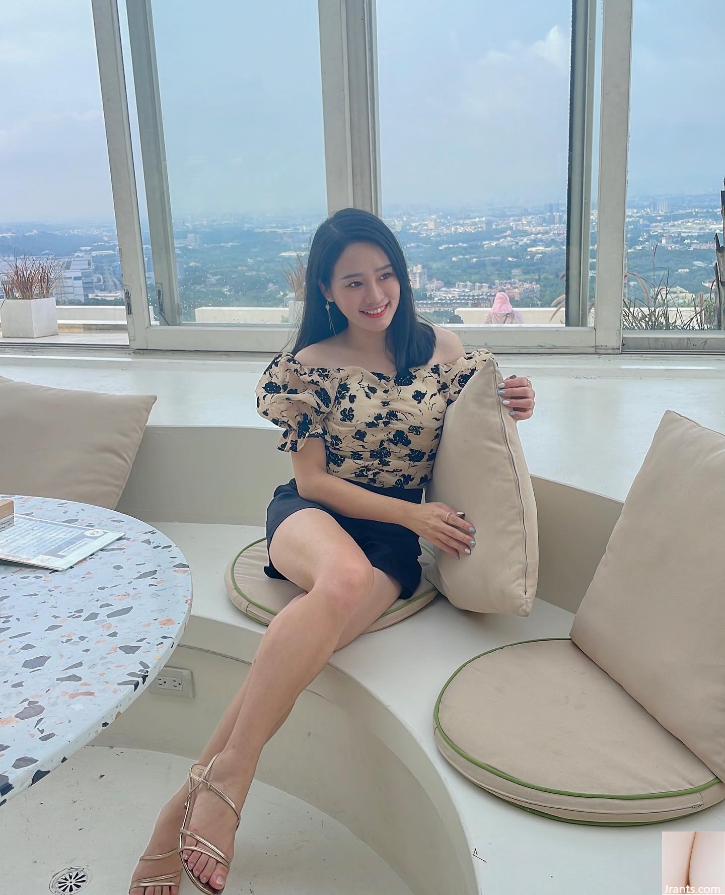 Bộ ảnh xinh đẹp về gương mặt thanh tú “Zi Jing Gin” xoa dịu cơ thể và tâm trí với đường cong hoàn hảo (11P) - Ảnh 5