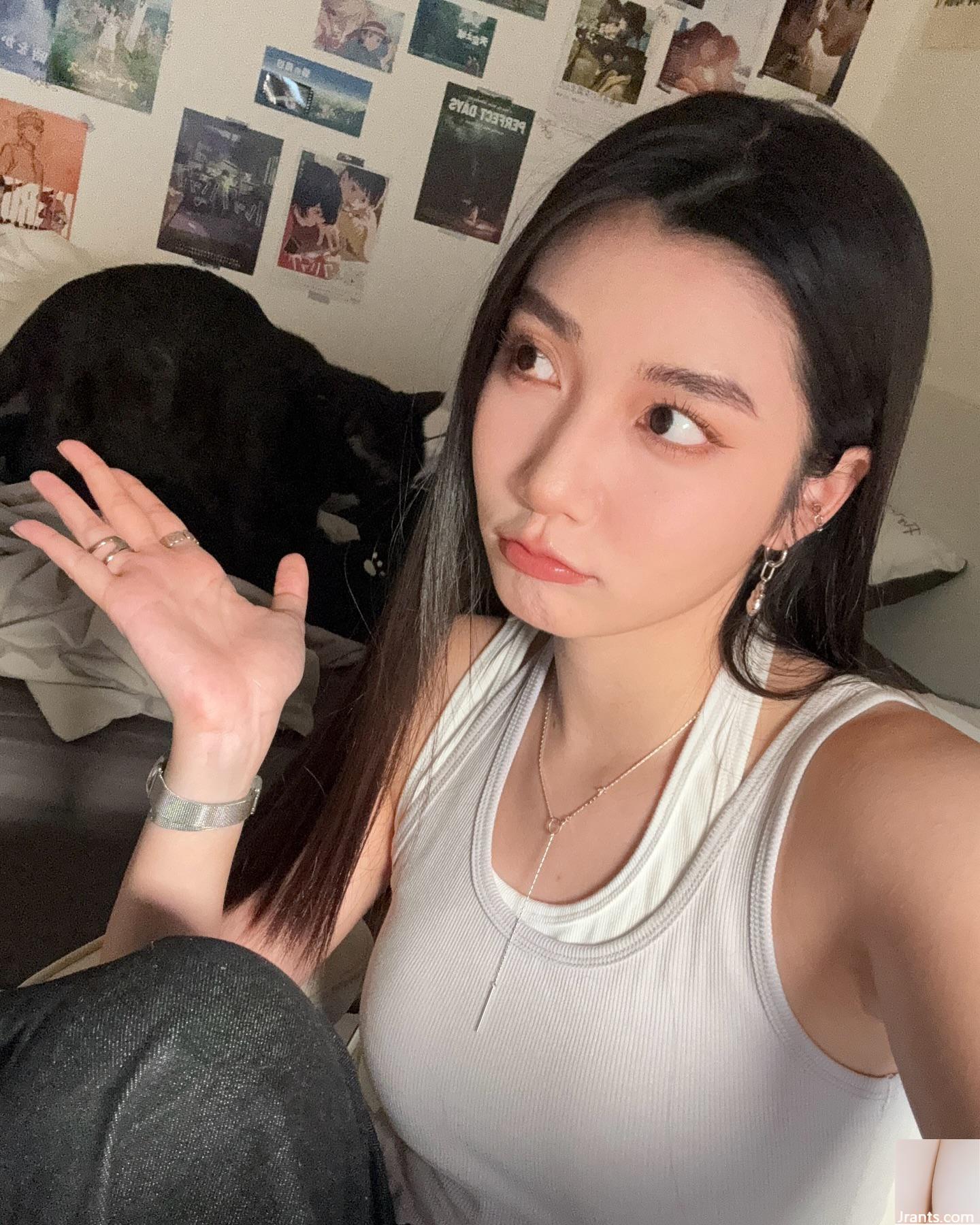 Bộ trang phục khoét sâu của “Chen Yijia Sabrina” khiến cư dân mạng trông thật quyến rũ và quyến rũ (15P) - Ảnh 13