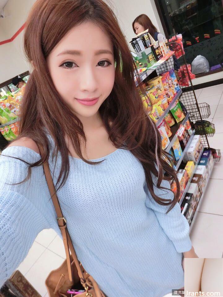 Hot girl đang ngủ trưa ~ Chichy Hu ~ Chỉ mặc nội y gợi cảm và quay trong phòng (31P) - Ảnh 24