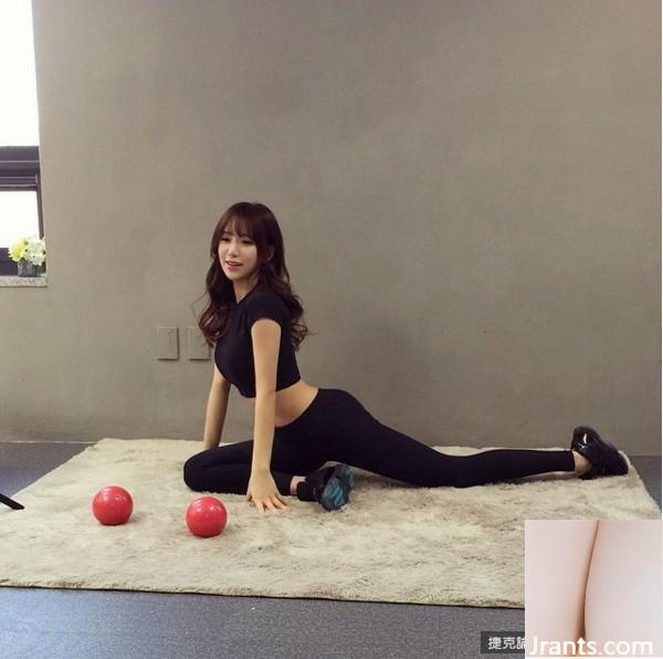 Hot girl Facebook mới “Rui Chenghe” ngực đẹp, eo thon, mông trái đào có thân hình đẹp quá hôi (30P) - Ảnh 24