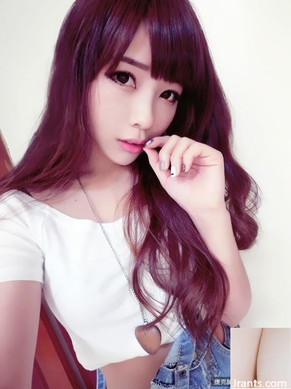 Cô gái dễ thương với đôi mắt to ngấn nước ~ Qiu Leilei ~ bộ ảnh sexy hiếm hoi khoe ngực nhỏ trên giường (23P) - Ảnh 13