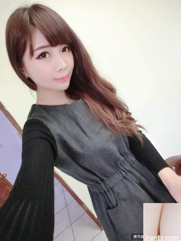 Cô gái dễ thương với đôi mắt to ngấn nước ~ Qiu Leilei ~ bộ ảnh sexy hiếm hoi khoe ngực nhỏ trên giường (23P) - Ảnh 21