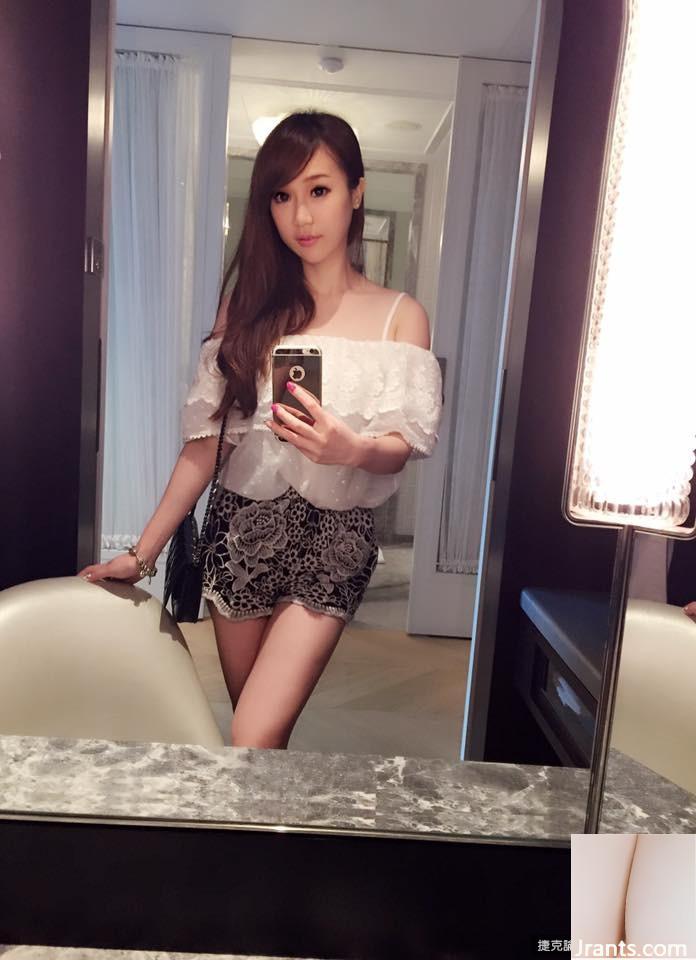 Cô gái gợi cảm siêu gợi cảm 32E ~ Huang Rongan (Xiao Rong) ~ Chiếc váy vải tuyn rỗng lộ hết rãnh sâu và siêu hot (33P) - Ảnh 19