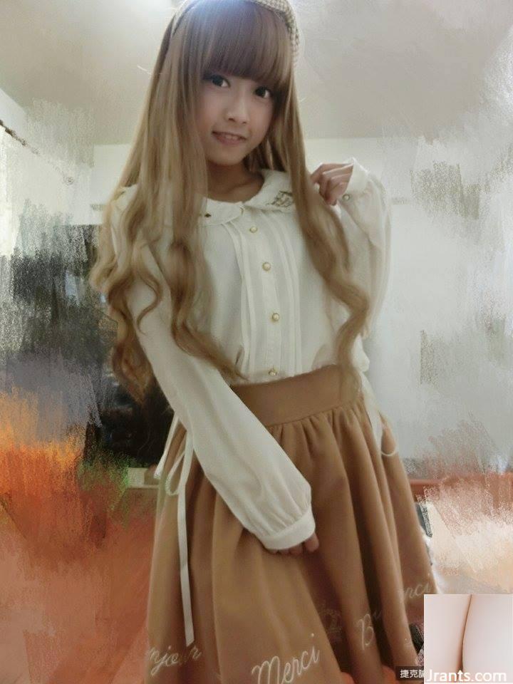 Áo tắm Teddy Chief lộ hàng ở Nam bán cầu màu hồng (14P)