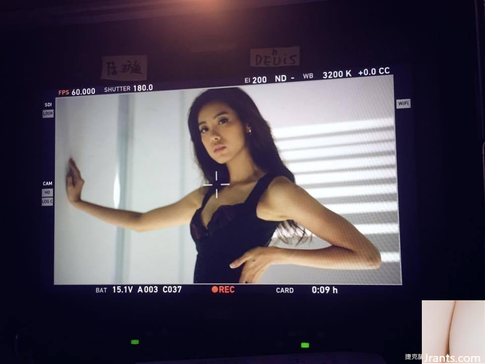 Sàn catwalk nội y gợi cảm ~ Lin Ketong ~ Nội y chữ V sâu màu đỏ cay PLAY(30P) - Ảnh 22