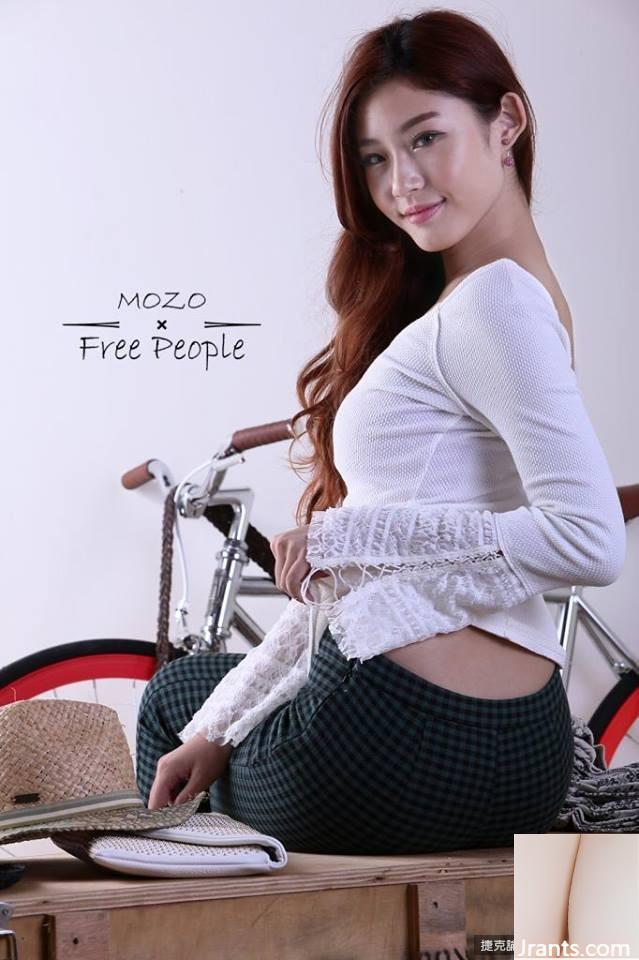 Đôi chân đẹp với làn da trắng ngần với đường cong hình chữ S Madou~Katherine-Katherine~mặc áo da nóng bỏng giả làm nữ cảnh sát trưởng (29P) - Ảnh 9