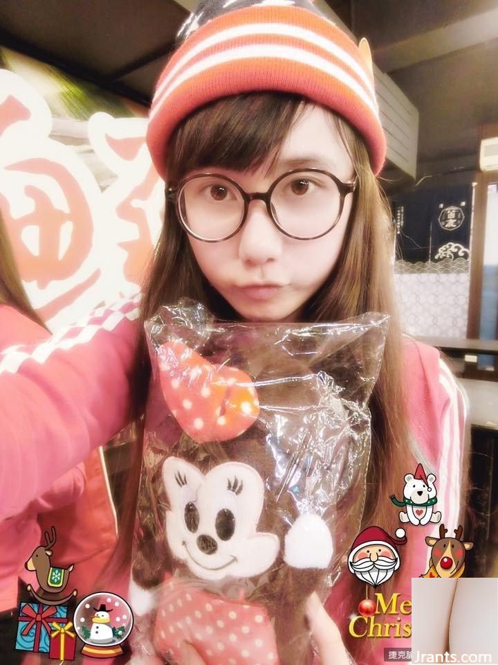 “Ngực to và gân xanh” Quần áo của cô gái ngực F Li Lin bị tuột, lộ ngực trái. Netizen: Nó sắp rơi ra (26P) - Ảnh 10