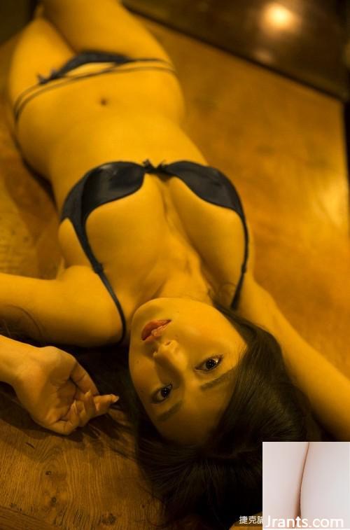 Moemi Katayama: Mặc dù cô ấy có thân hình khiêu gợi G-cup, nhưng về cơ bản cô ấy là NG. Cleavage phát hành ống đồng lần đầu tiên sau một thời gian (100P) - Ảnh 45