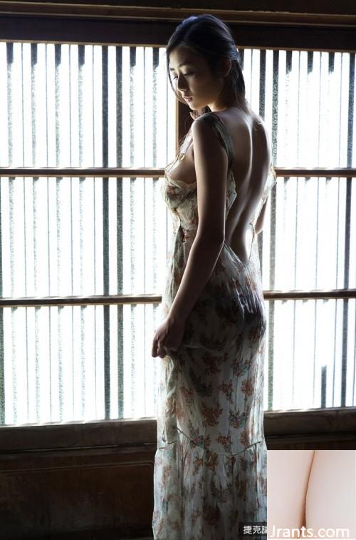 Moemi Katayama: Mặc dù cô ấy có thân hình khiêu gợi G-cup, nhưng về cơ bản cô ấy là NG. Cleavage phát hành ống đồng lần đầu tiên sau một thời gian (100P) - Ảnh 73