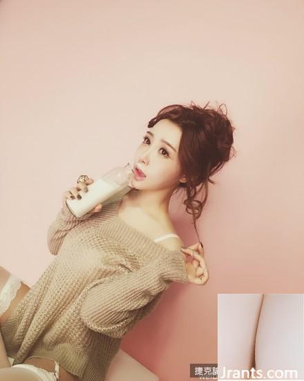 Guo Yunmeng ~ Selfie cắt thấp gợi cảm khoe ngực khủng (20P) - Ảnh 2