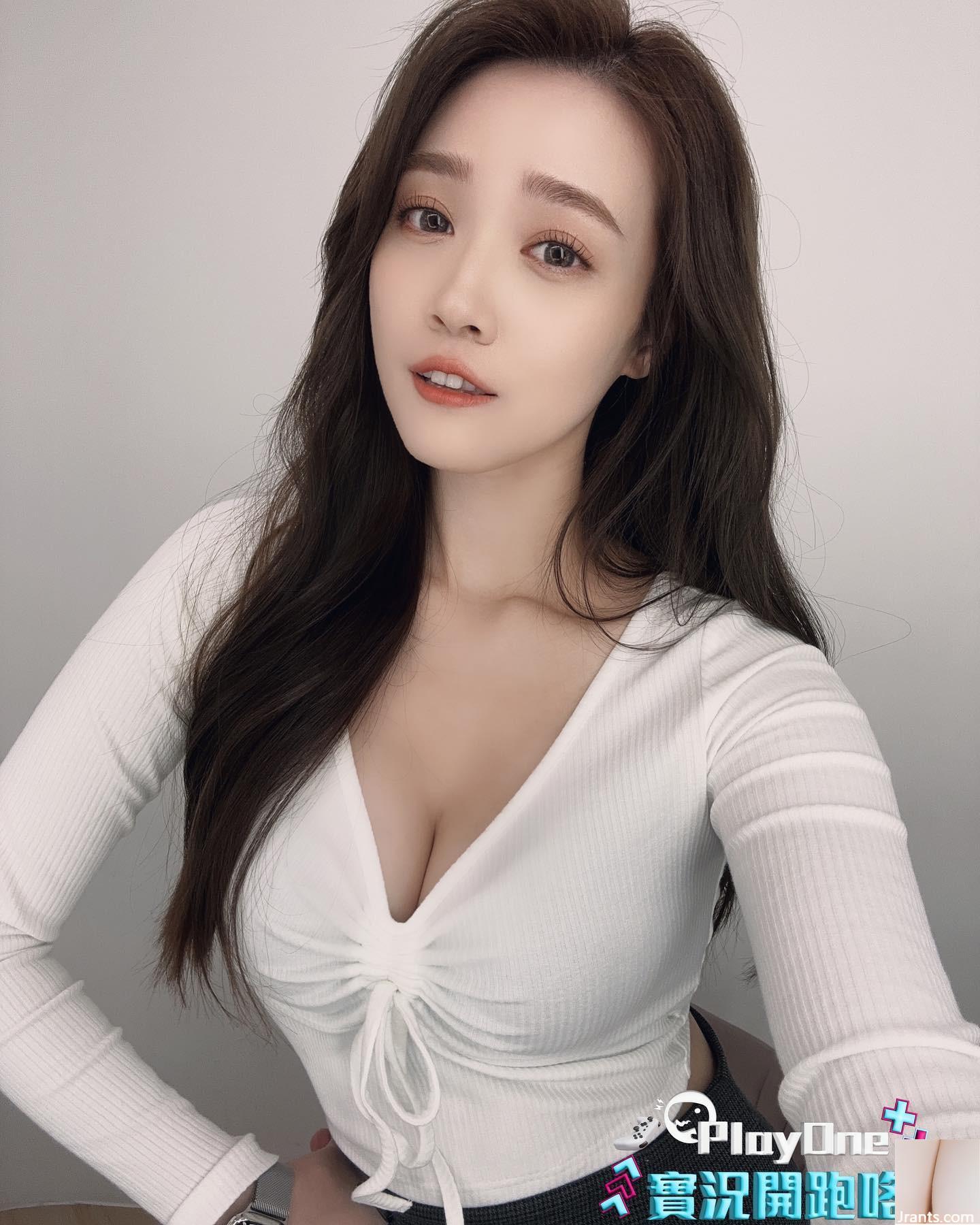 Đường cong nụ cười trên ngực của cô nàng ngọt ngào “Kaiqi K7” khiến dân tình tan chảy ngay lập tức (16P) - Ảnh 10