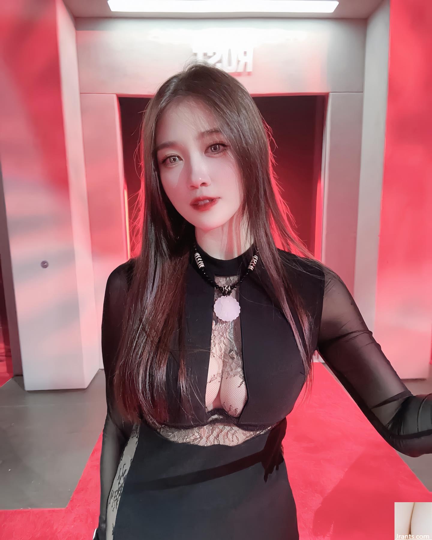 Đường cong nụ cười trên ngực của cô nàng ngọt ngào “Kaiqi K7” khiến dân tình tan chảy ngay lập tức (16P) - Ảnh 11